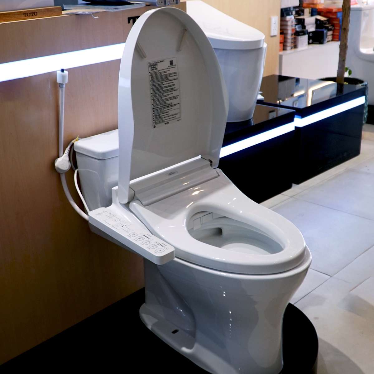 Bàn cầu 1 khối TOTO MS855DW16 nắp điện tử Washlet C2 TCF23410AAA
