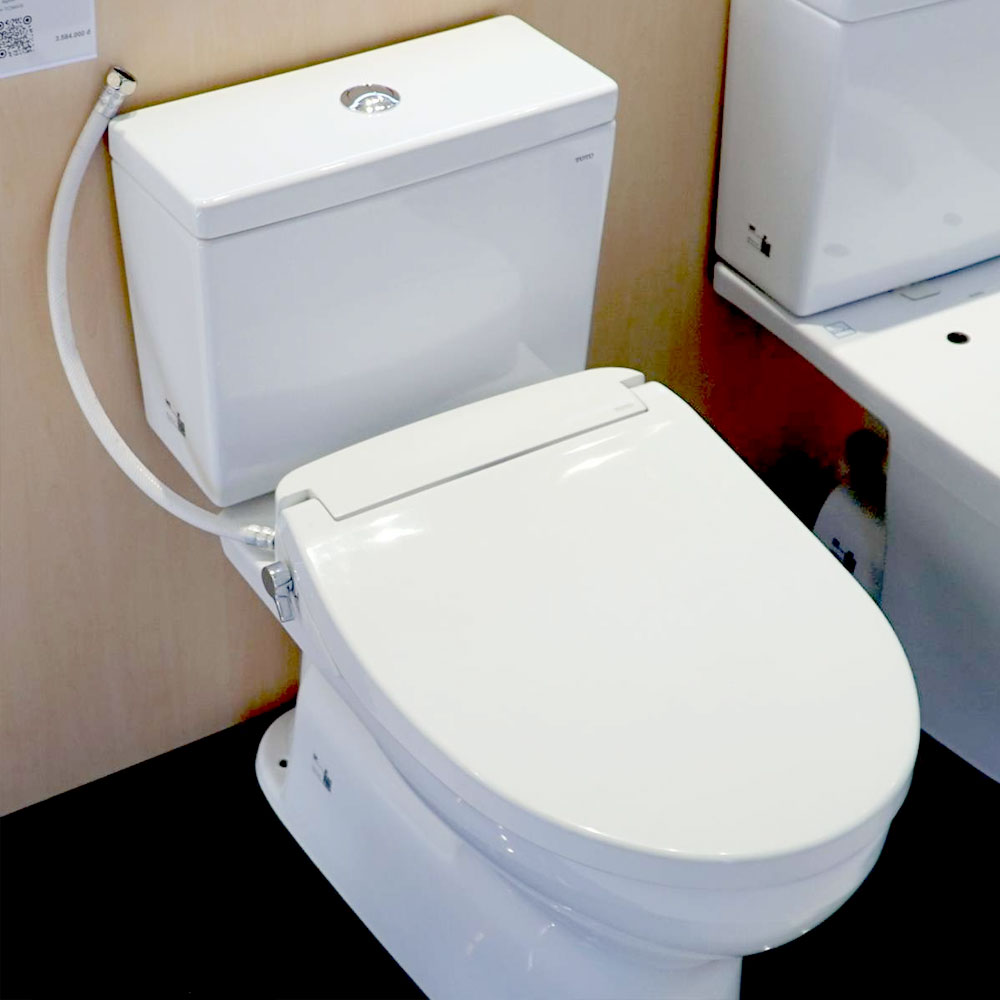 Bàn cầu 2 khối TOTO CS302DE2#XW nắp rửa cơ TCW07S