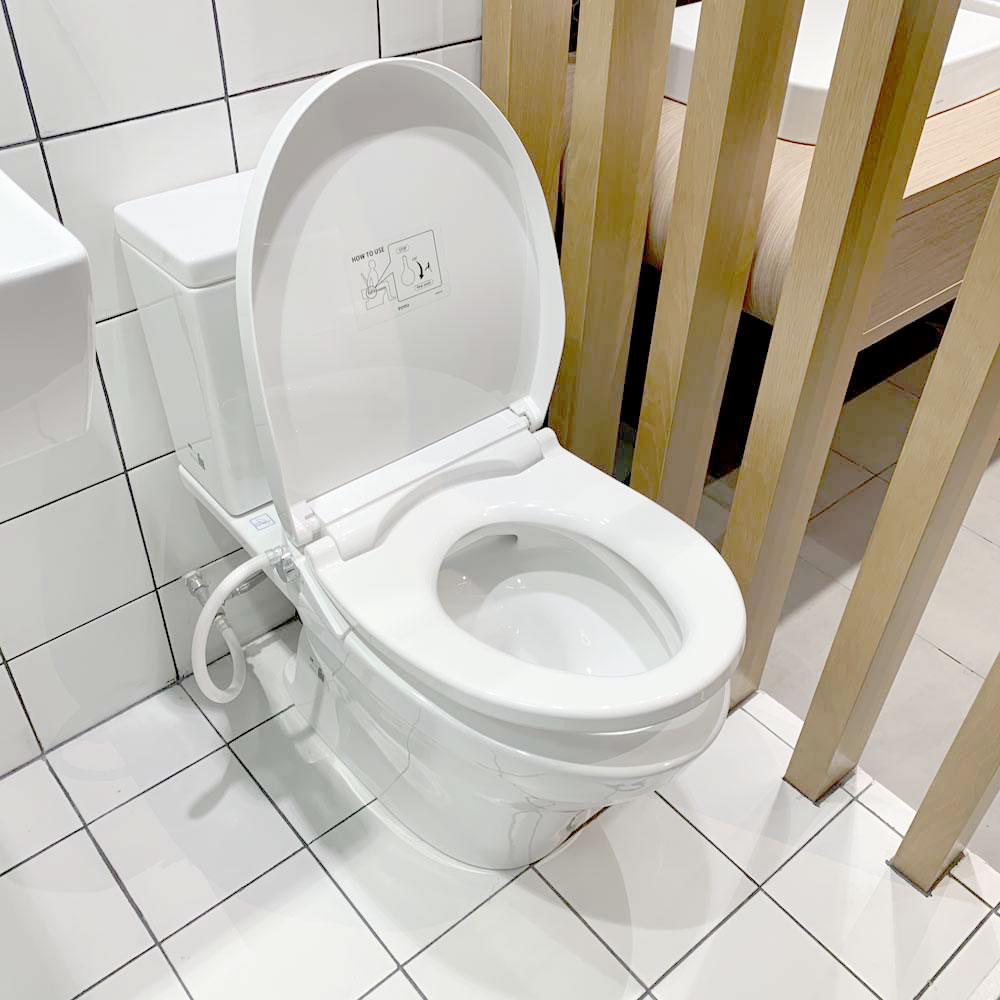 Bàn cầu 2 khối TOTO CS326DE2#XW nắp rửa cơ TCW07S