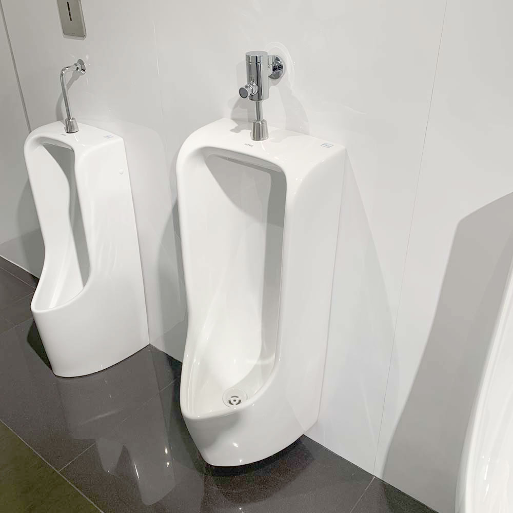 Bồn tiểu nam TOTO UT500T#XW treo tường