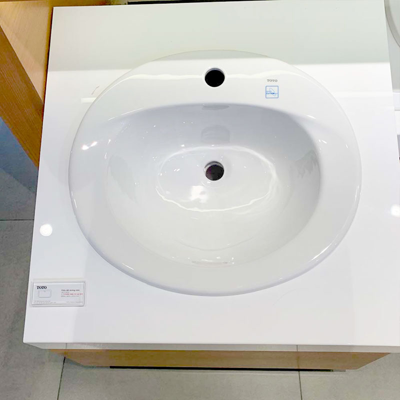 Chậu lavabo dương vành TOTO L501C#XW