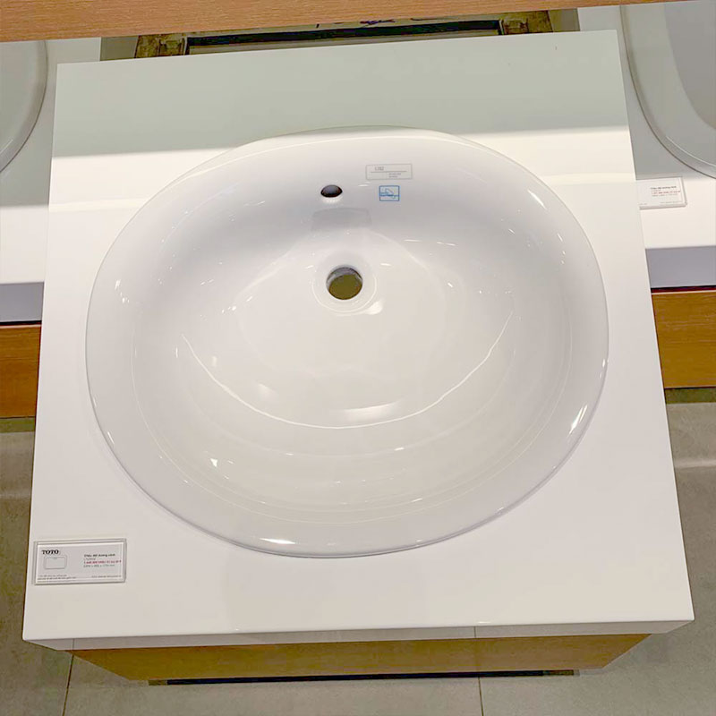Chậu lavabo dương vành TOTO L762#XW