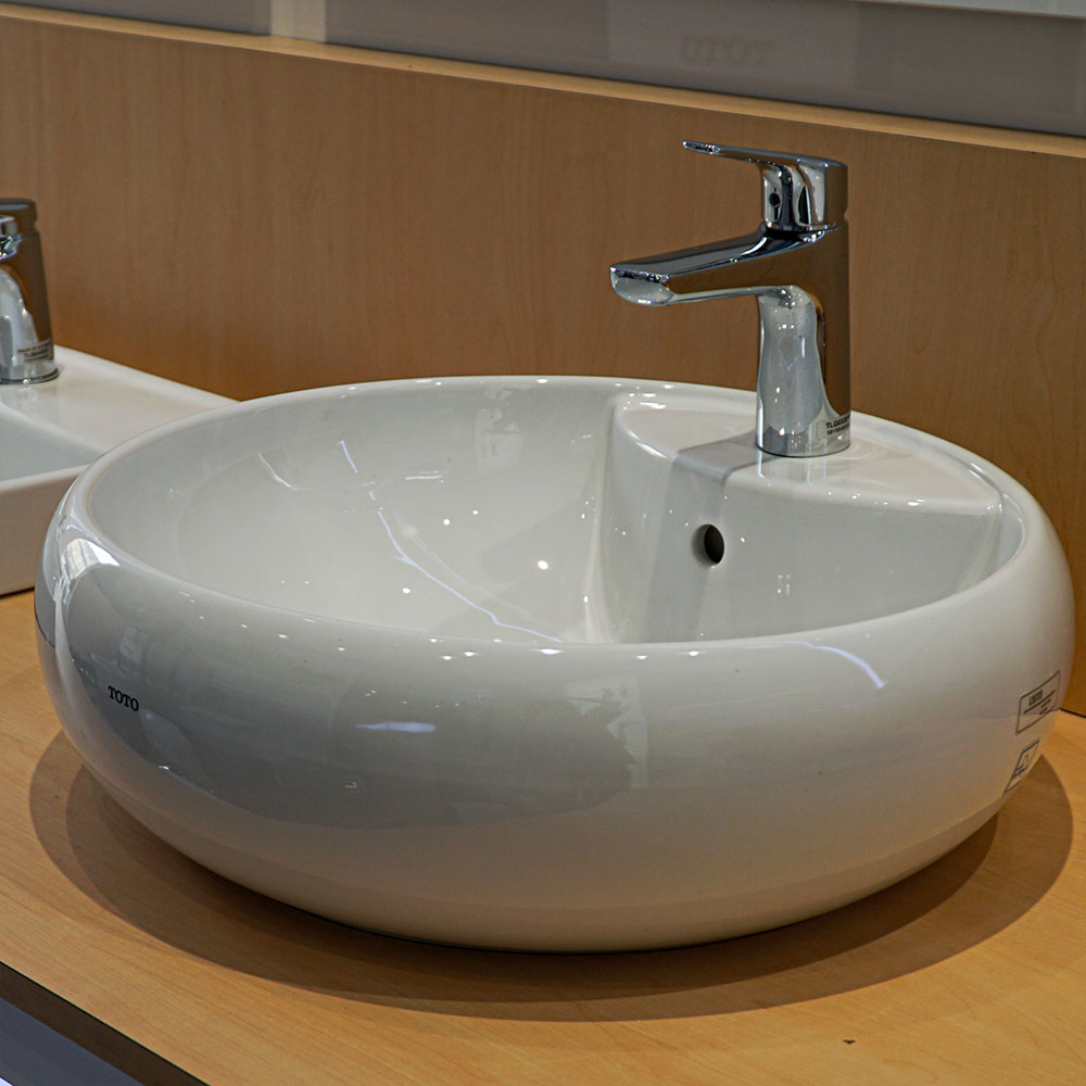 Chậu rửa lavabo đặt bàn TOTO LT367CR#XW (LT367CT)