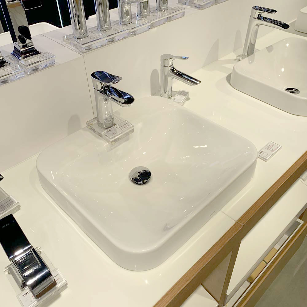 Chậu rửa lavabo đặt bàn TOTO LT5615C#XW