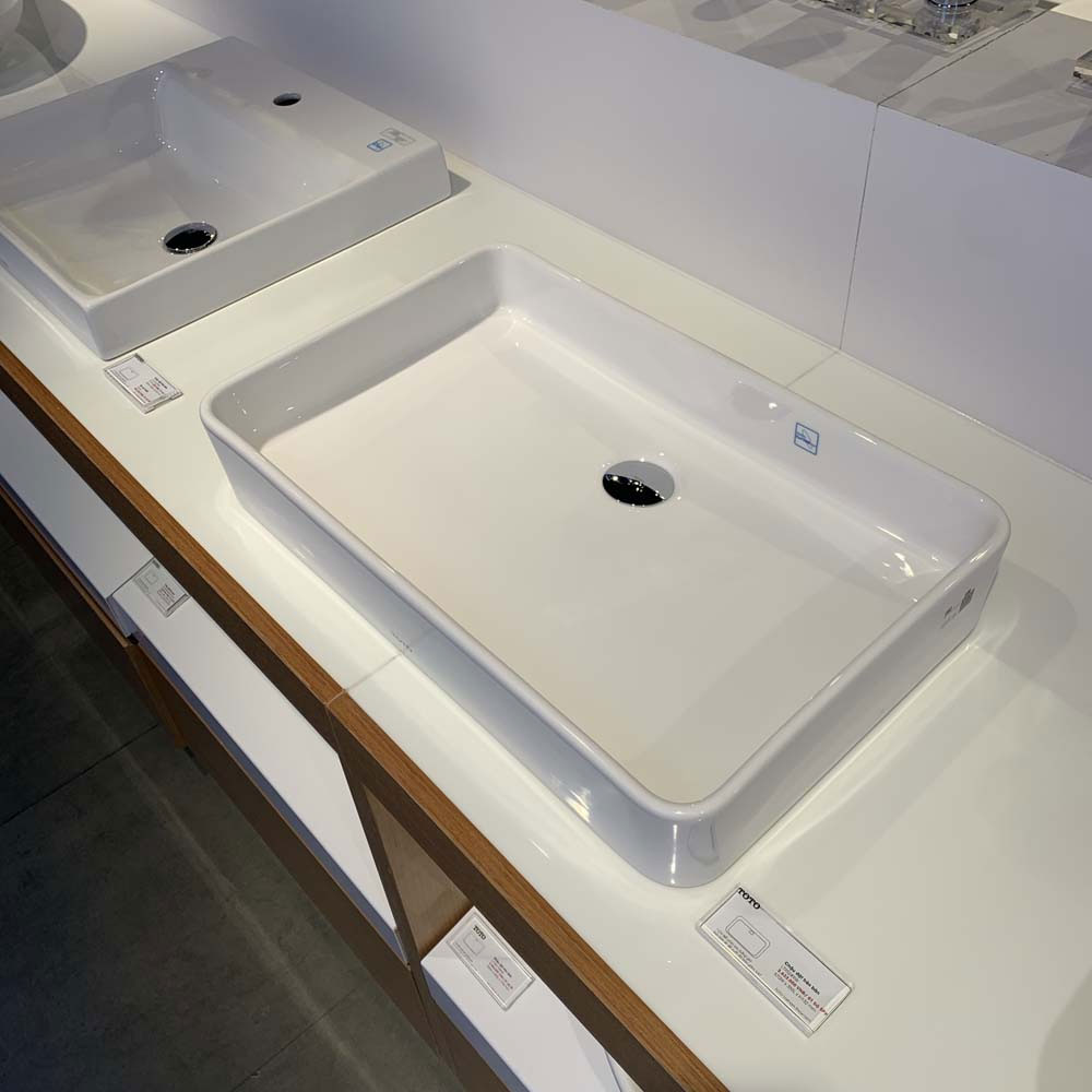 Chậu rửa lavabo đặt bàn TOTO LT952#XW