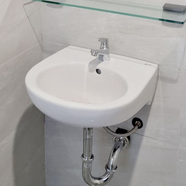 Chậu rửa lavabo treo tường INAX L-282V (L282V) (L-282VFC)