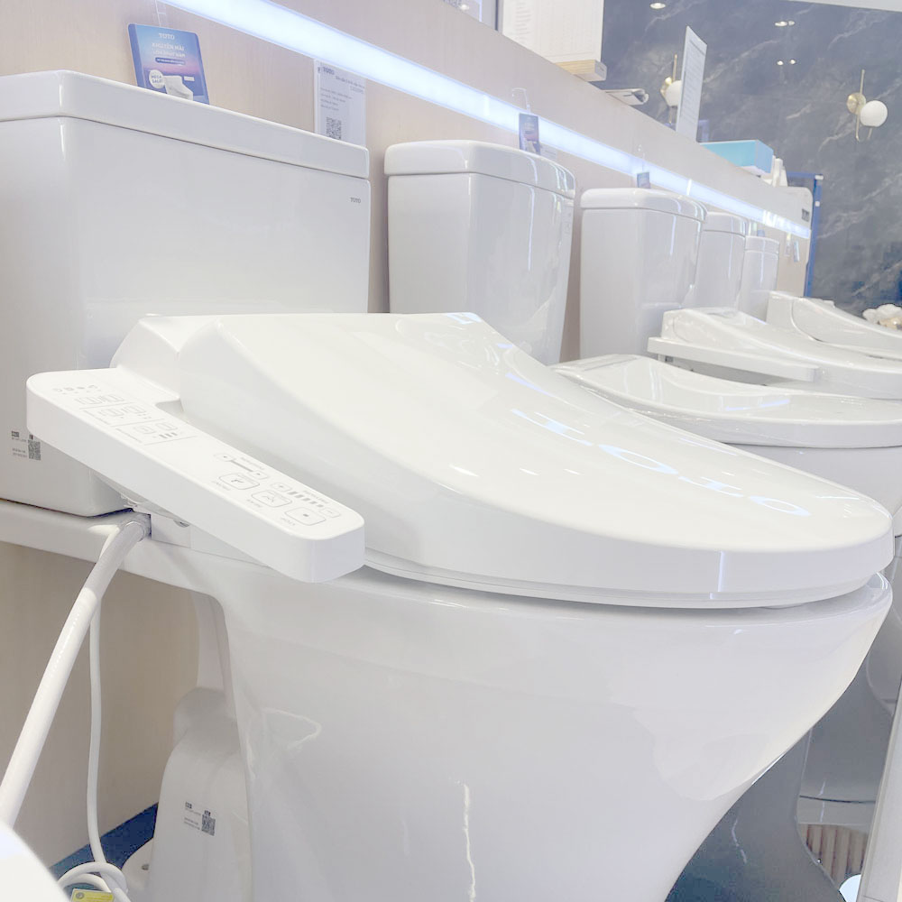 Nắp bồn cầu thông minh TOTO TCF23710AAA (W18) Washlet C2 cơ bản