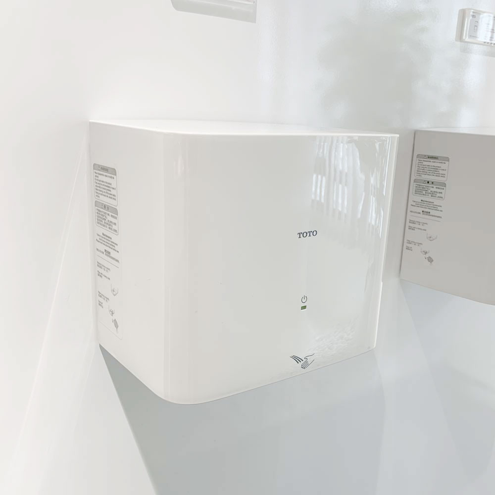 Máy sấy tay TOTO TYC322WF