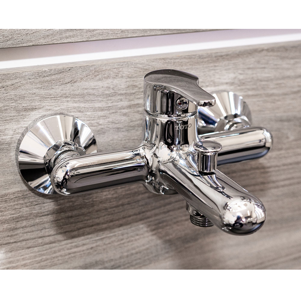Bộ vòi sen tắm nóng lạnh TOTO TVSM104NSR
