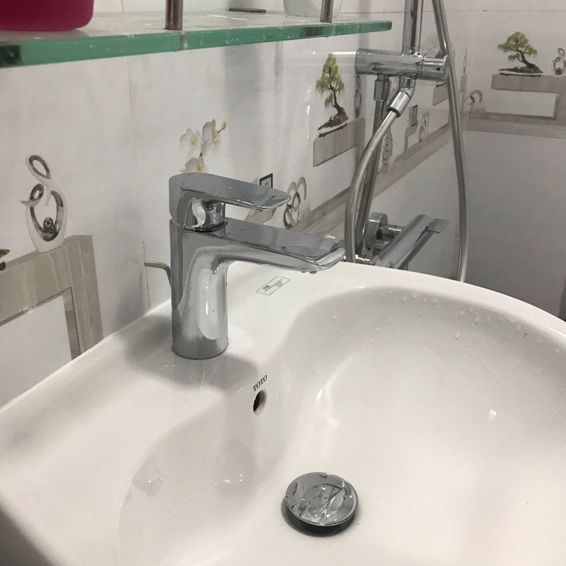 Vòi lavabo nóng lạnh GA TOTO TLG04301V