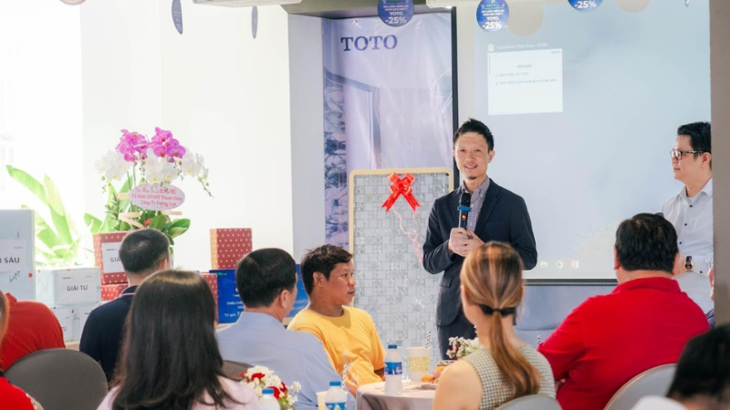 Hưng Phú Home trao quà khách hàng thân thiết: "Mua sắm thỏa chí – Nhận quà như ý"